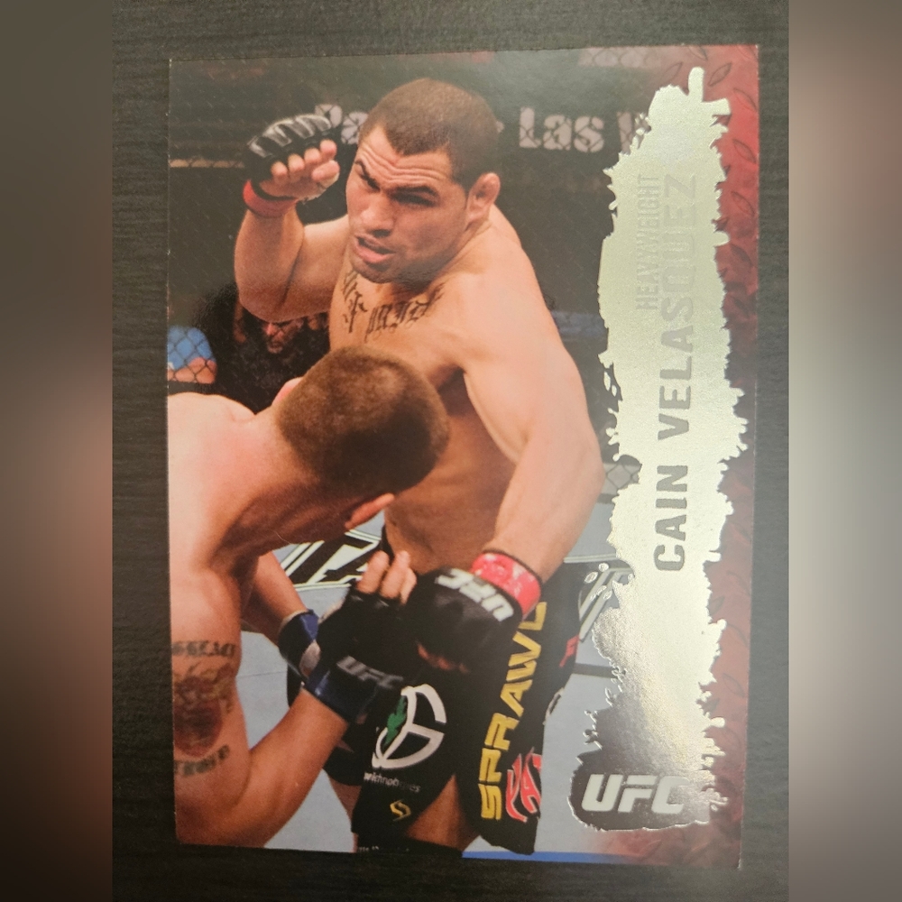 2009 UFC Gold #61 Cain Velasquez NM-MT